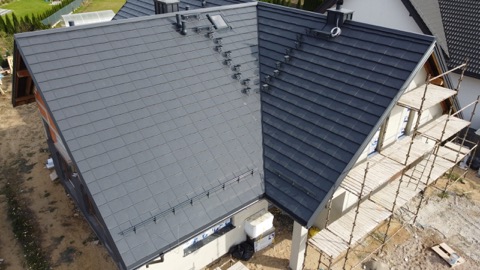 Wielopołaciowy dach domu — ujęcie 20