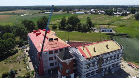Pokrycie dużego budynku — ujęcie 16